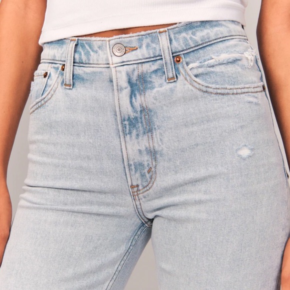 NWT: High rise Mom Jens - Abercrombie - Picture 7 of 8
